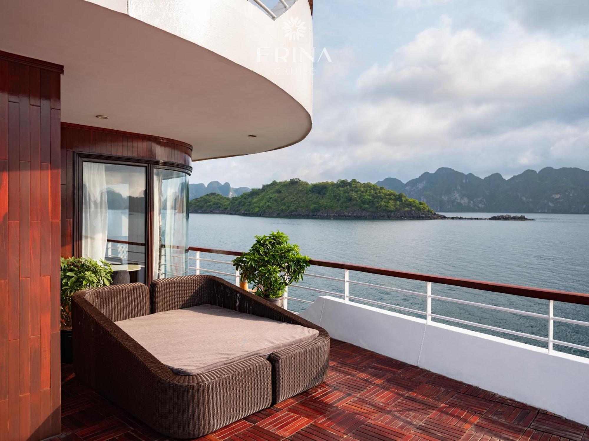 Erina Cruise By Hag Hotell Ha Long Exteriör bild